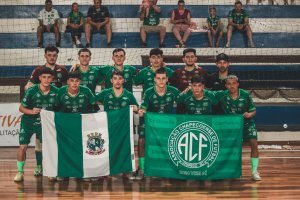 Prefeitura de Chapec&oacute;/Chapecoense/Unoesc vence primeiro jogo da final do Estadual Sub-18