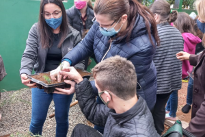 EBM Jardim do Lago cultiva plantas medicinais e alimentícias