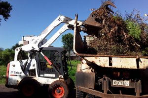 Cronograma semanal de a&ccedil;&otilde;es de infraestrutura nos Bairros, Interior e Escolas do Munic&iacute;pio