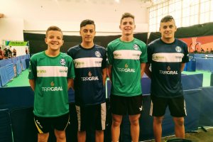 Chapecoenses participam da Copa Brasil de Tênis de Mesa