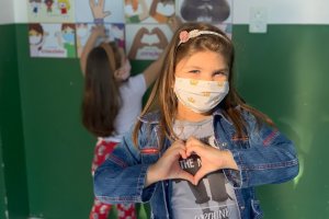 Crian&ccedil;as aprendem pr&aacute;ticas para cuidar do corpo e da mente 