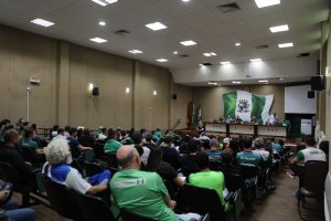 Administração reúne Fundação de Esporte e modalidades de Chapecó