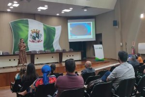 Prefeitura mobiliza o setor da construção civil no combate à dengue