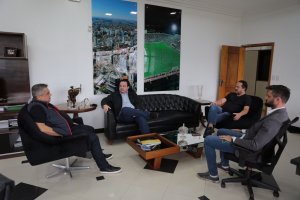 Prefeito João Rodrigues recebe deputado federal