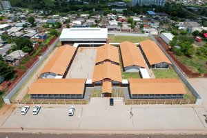 Prefeitura inaugura escola no bairro S&atilde;o Pedro