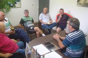 Esporte amador trata possível parceria com a Chapecoense