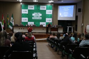 Educação Especial recebe capacitação