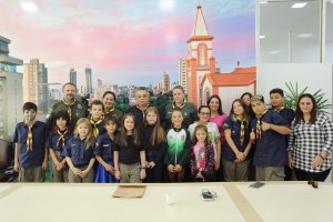 Prefeito de Chapecó recebe grupo de Escoteiros