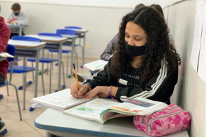 Administra&ccedil;&atilde;o de Chapec&oacute; parabeniza seus 85 mil estudantes