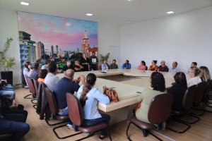 Prefeitura entrega mais um lote de regulariza&ccedil;&atilde;o fundi&aacute;ria