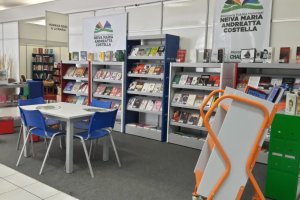 Biblioteca P&uacute;blica participa da Feira do Livro em Chapec&oacute;