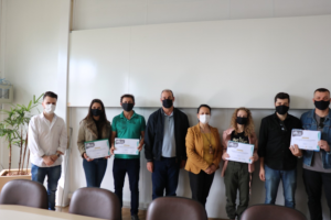 Vencedores do Festival de M&uacute;sica de Chapec&oacute; recebem premia&ccedil;&atilde;o