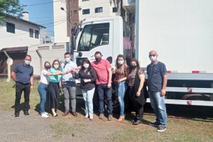 Assistência Social recebe doação de um caminhão frigorífico