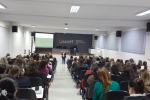 Educa&ccedil;&atilde;o Especial tra&ccedil;a estrat&eacute;gias