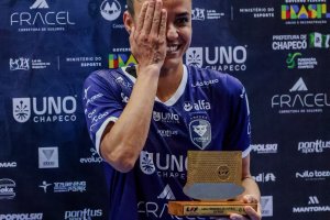 PMC/Female/Uno e Tabo&atilde;o/Magnus igualam o placar na primeira semifinal da LFF