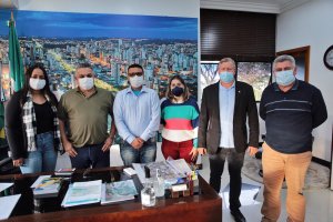 Comitiva paranaense visita Chapecó para conhecer ações contra a Covid