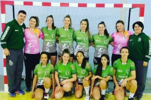 Handebol feminino campe&atilde;o estadual escolar e garante vaga JEB�s