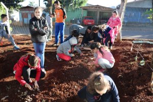 Projeto estimula cuidado com a mente e o ambiente