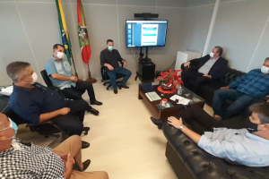 Prefeito de Chapec&oacute; anuncia abertura de mais cinco leitos de UTI-Covid