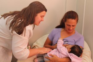 Agosto Dourado: Amamenta&ccedil;&atilde;o &eacute; importante para a mam&atilde;e e para o beb&ecirc;