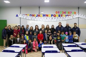 Salas de aula da EBM &Aacute;gua Amarela s&atilde;o reformadas pela iniciativa privada