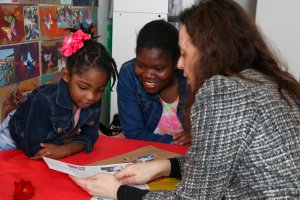 Educa&ccedil;&atilde;o Infantil entrega parecer descritivo do 1&ordm; semestre e realiza Mostra de Portf&oacute;lios
