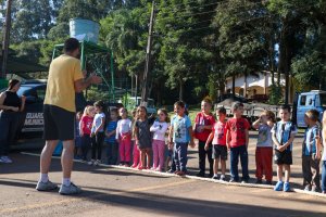 Tradicional Corrida do Pernalonga é realizada na EBM Alípio José da Rosa