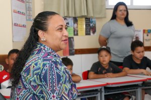 Institui&ccedil;&otilde;es de ensino realizam homenagens ao Dia da Mulher