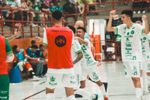 Com grande p&uacute;blico, Prefeitura de Chapec&oacute;/Chapecoense Futsal/Unoesc vence a terceira na S&eacute;rie Prata
