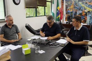 Anunciados quase R$ 30 milh&otilde;es em pavimenta&ccedil;&atilde;o de ruas e parque