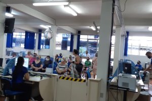 Inicia a distribui&ccedil;&atilde;o dos carn&ecirc;s do IPTU