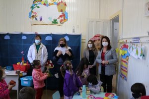 Secretária de Educação visita unidade infantil