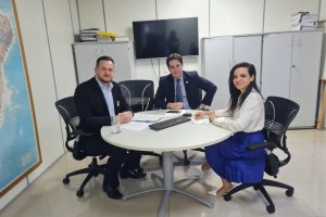 Administra&ccedil;&atilde;o de Chapec&oacute; busca recursos para a UPA, em Bras&iacute;lia