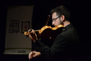 Recital leva m&uacute;sica cl&aacute;ssica para o cotidiano da comunidade 