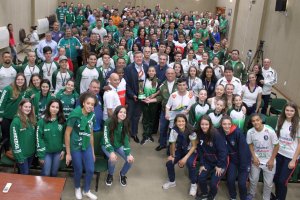 C&acirc;mara de Vereadores faz homenagem pela conquista dos Joguinhos Abertos