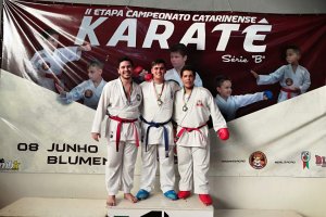 Karateca conquista medalha no Campeonato Estadual