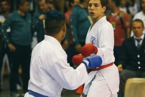 Atleta chapecoense busca vaga no mundial de Karate