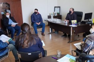 Administração apoia limpeza do Lajeado São José