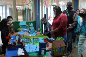 Escola Parque exp&otilde;e maquetes de usinas hidrel&eacute;tricas