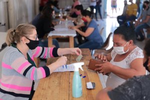 Encaminhada regulariza&ccedil;&atilde;o fundi&aacute;ria para 256 fam&iacute;lias do bairro Efapi