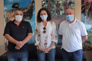 Deputada anuncia R$ 1 milh&atilde;o para a Rua Coberta