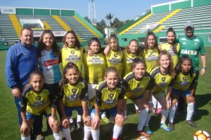 Lourdes Lago e Marista vencem fase municipal do Moleque Bom de Bola