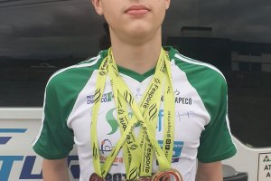 Nadador que conquistou quatro medalhas na Olesc conquista vaga para Brasileiro