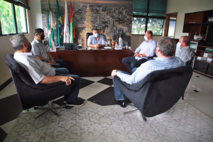 Presidente da Assembleia Legislativa visita o prefeito de Chapecó
