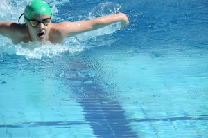 Nadador Chapecoense &eacute; Tetracampe&atilde;o Brasileiro