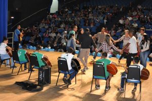Noite Cultural EJA homenageia estudantes e professores