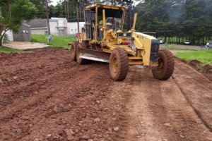 Cronograma semanal de a&ccedil;&otilde;es de infraestrutura nos Bairros, Interior e Escolas do Munic&iacute;pio