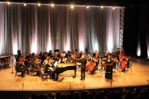 Orquestra Sinf&ocirc;nica de Chapec&oacute; completa dez anos
