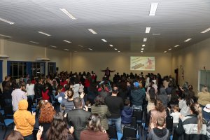 Palestra sobre a Escola da Inteligência reuniu famílias e professores 