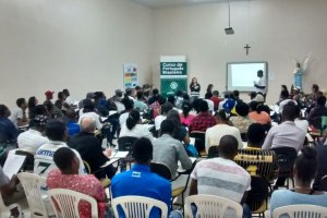 Rede de Assist&ecirc;ncia Social &eacute; apresentada em Chapec&oacute; 